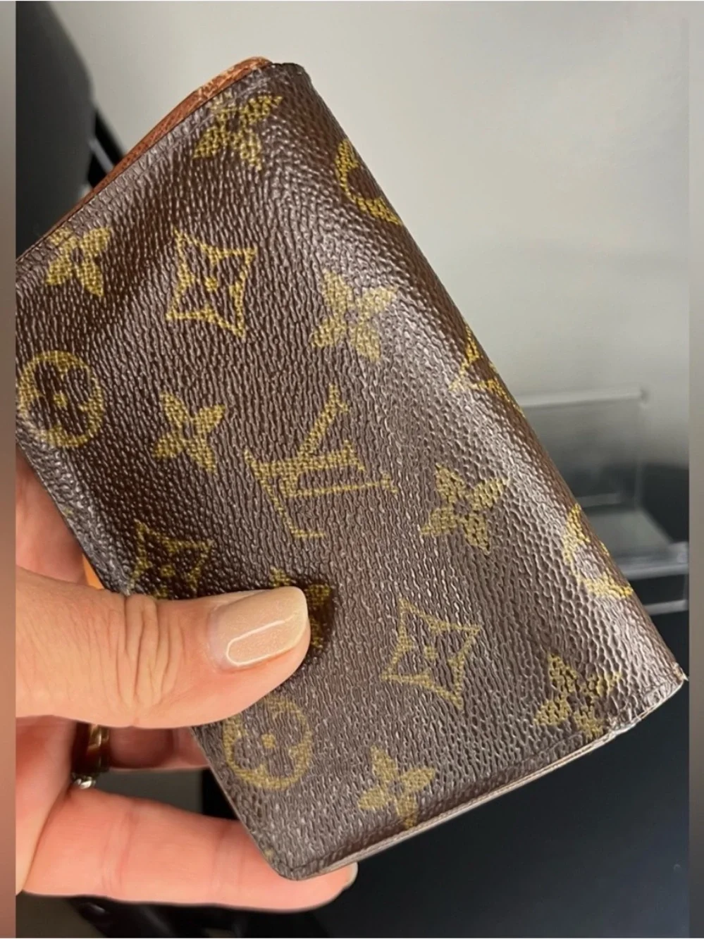 Louis Vuitton Monogram Vintage Kisslock Wallet